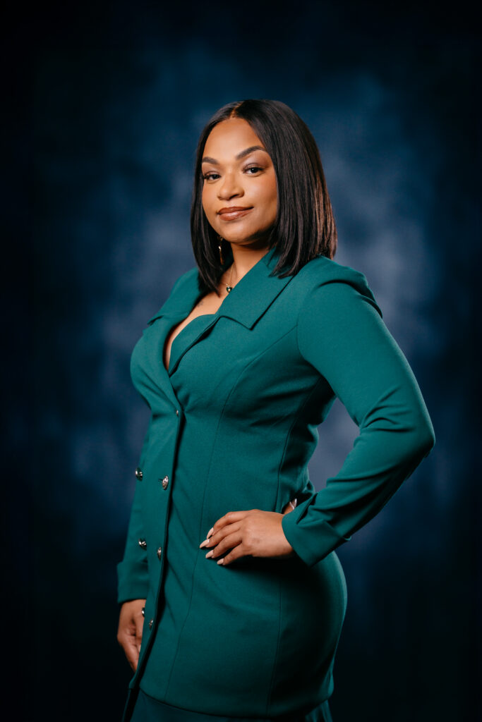 Headshot - Amber Dominque Bessard 20 UNDER 40